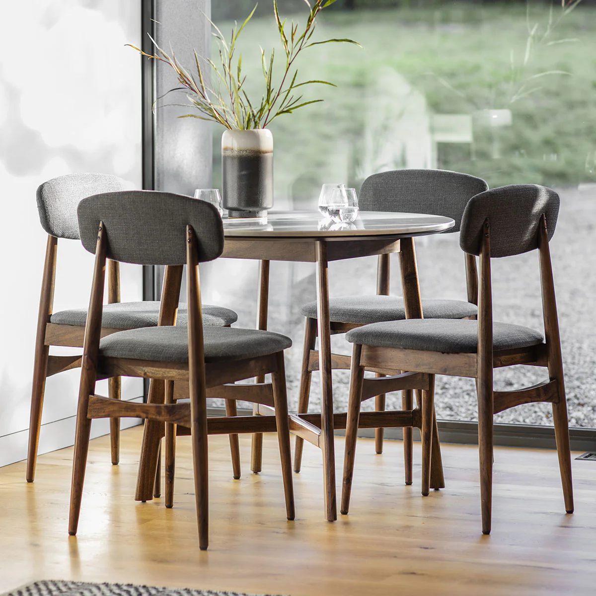 Gallery Direct Barcelona Dining Table Round 900x900x760mm - Image 3
