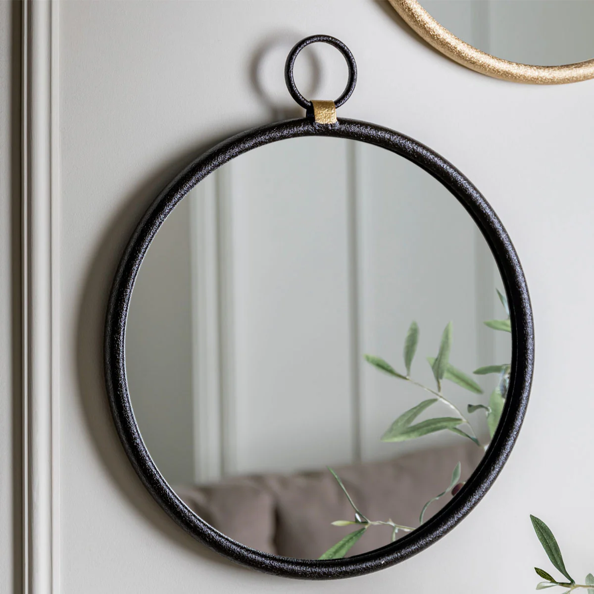 Gallery Direct Bayswater Black Round Mirror 610x700mm - Image 3