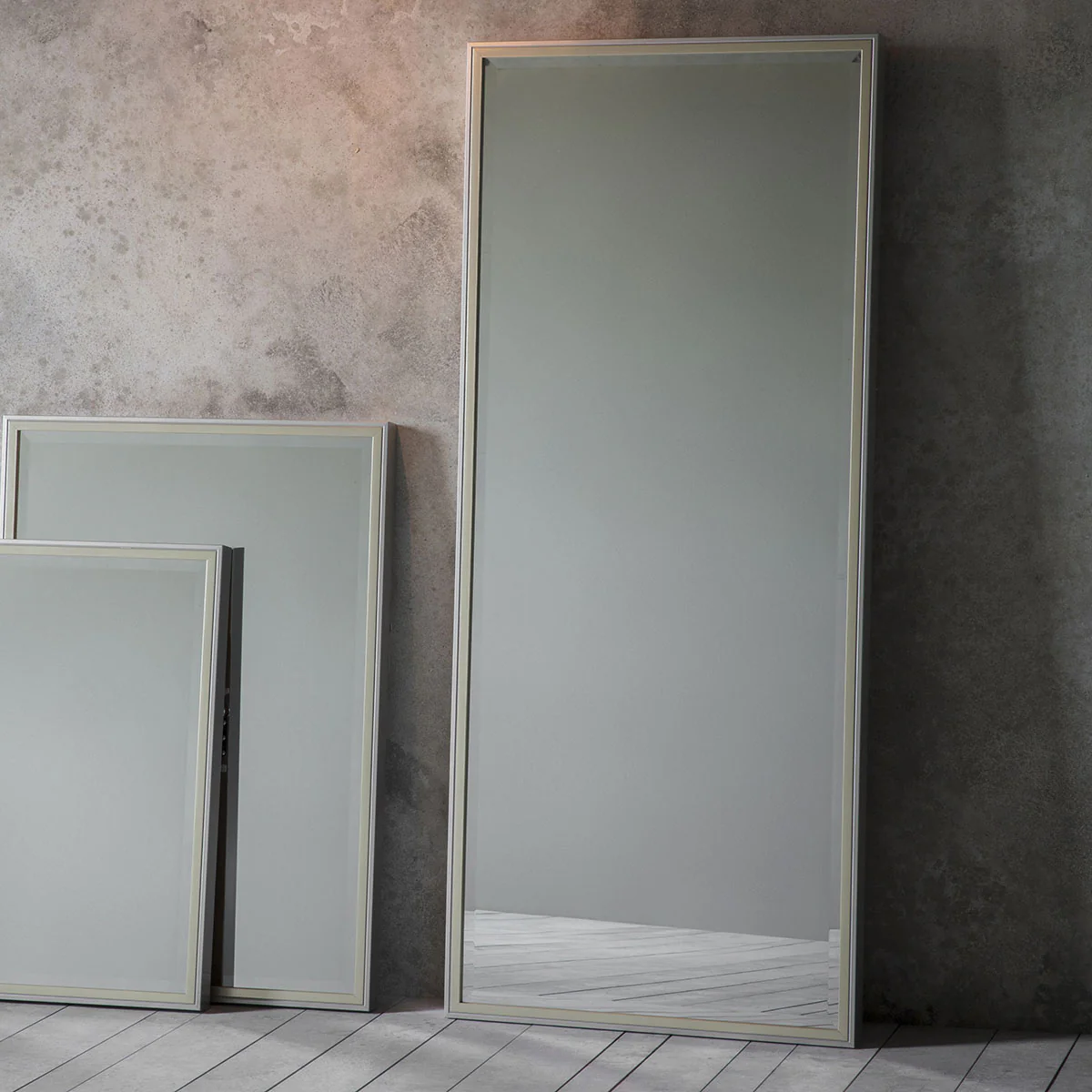 Gallery Direct Floyd Leaner Mirror 600x52x1500mm - Image 3