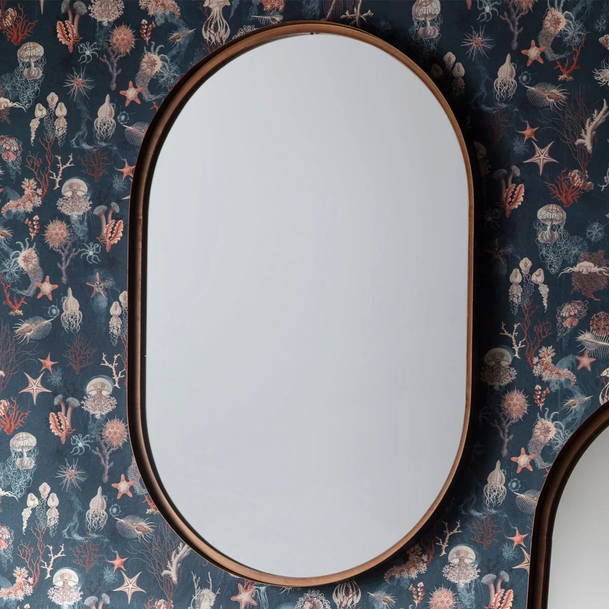 Gallery Direct Greystoke Elipse Mirror 600x50x900mm - Image 3