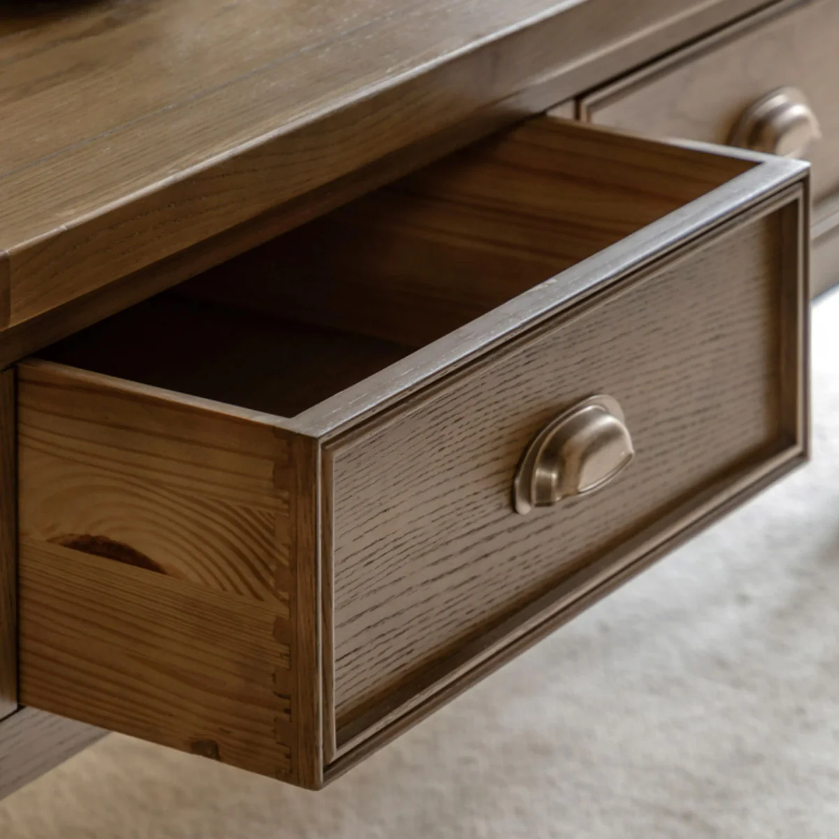 Gallery Direct Hardwick 2 Drawer Coffee Table - Image 7