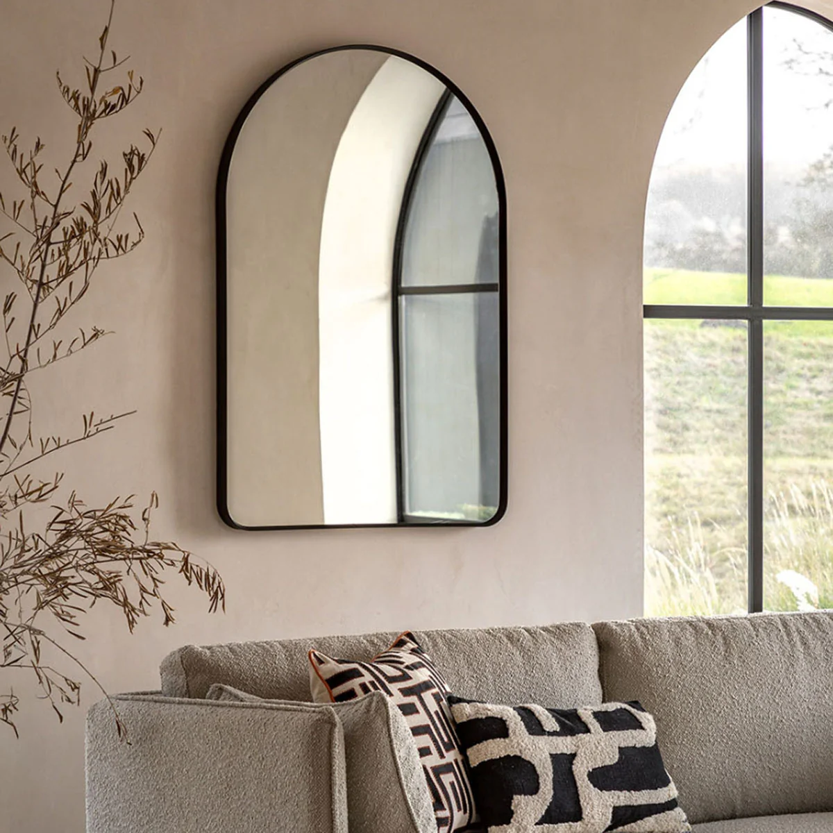 Gallery Direct Holworth Arch Mirror Black 600x35x900mm - Image 7