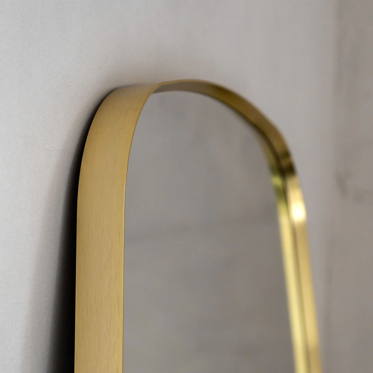 Gallery Direct Holworth Shaped Leaner Gold 700x1700mm - Image 7