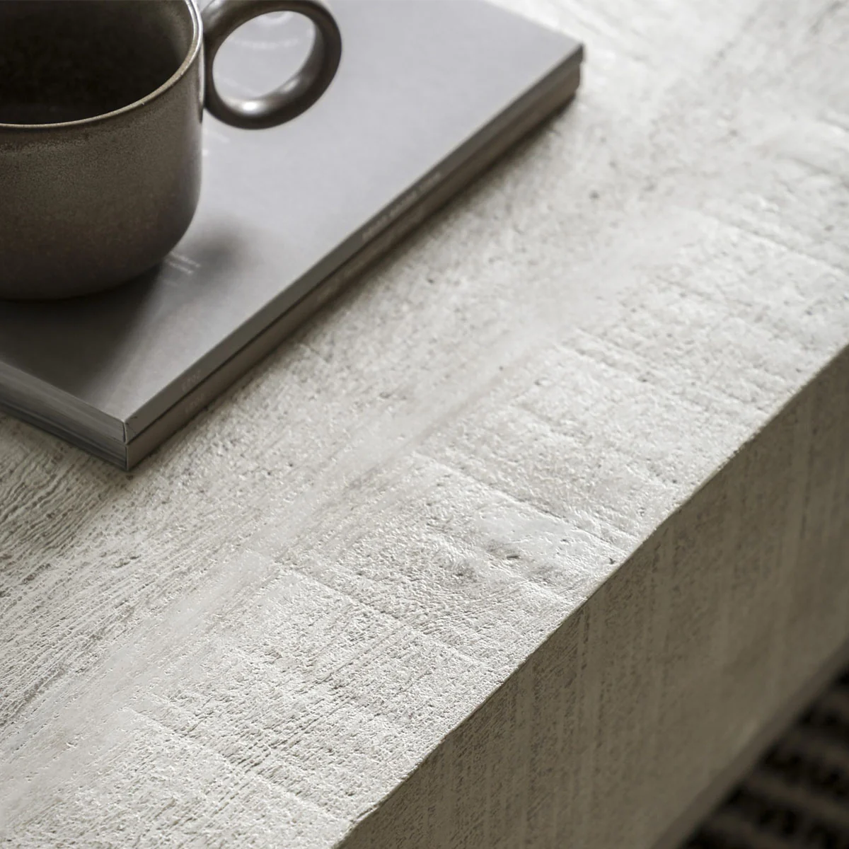 Gallery Direct Iowa Coffee Table Whitewash 1500x600x300mm - Image 3