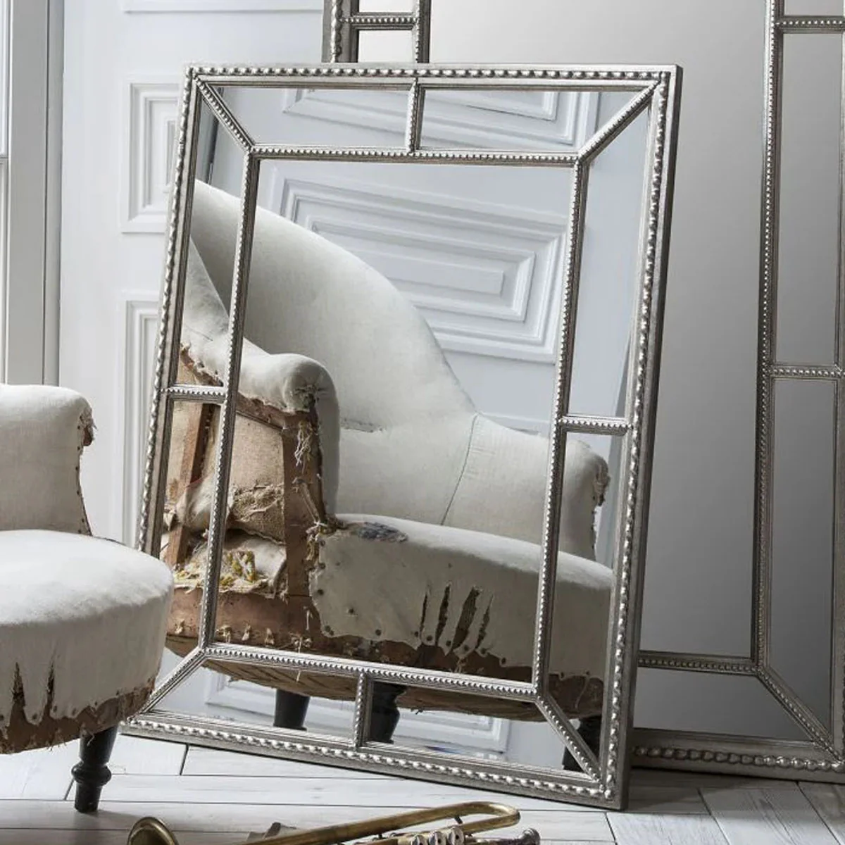 Gallery Direct Lawson Mirror 775x975mm - Image 3