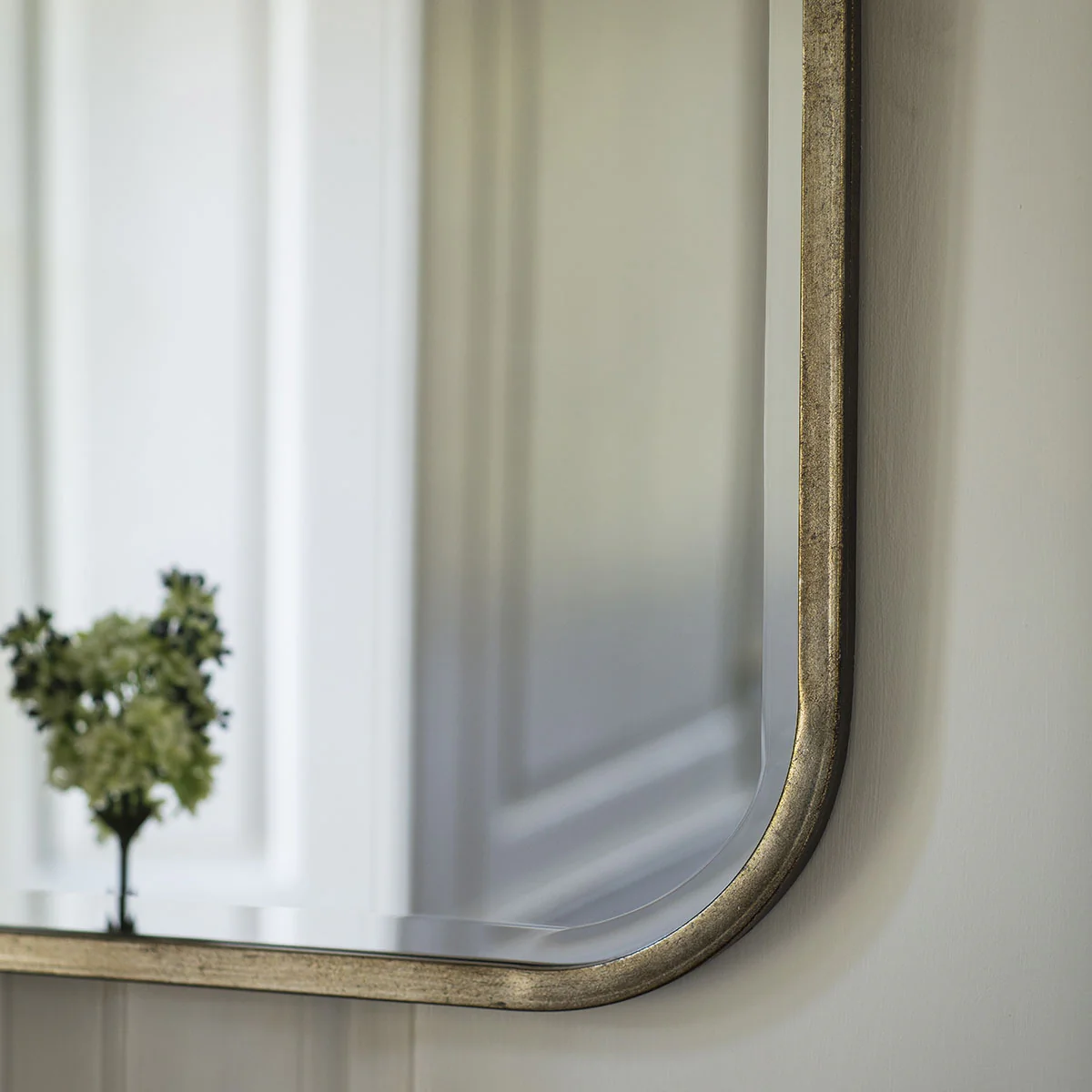 Gallery Direct Logan Rectangle Mirror 655x20x955mm - Image 2