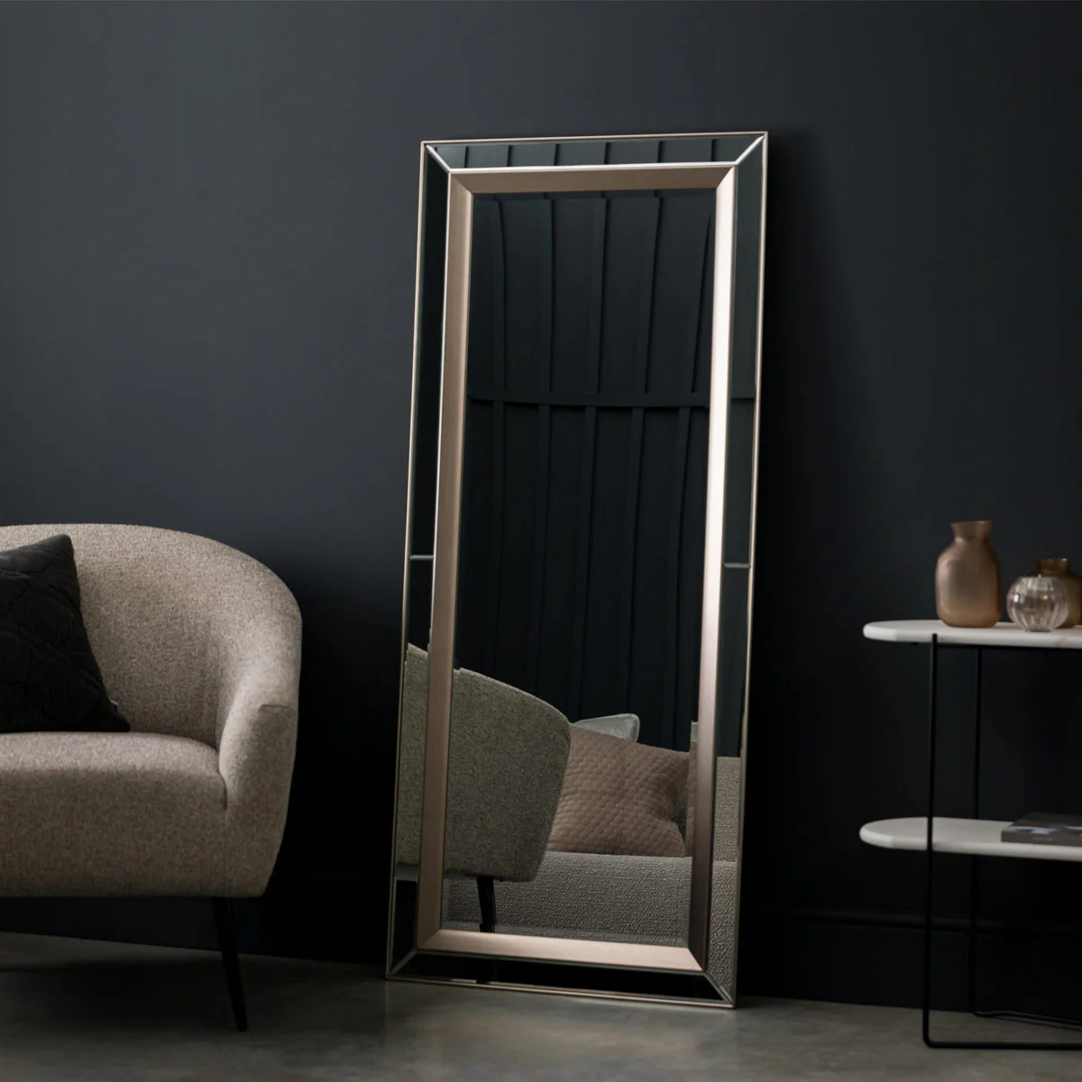 Gallery Direct Madrid Leaner Mirror 690x30x1580mm - Image 5