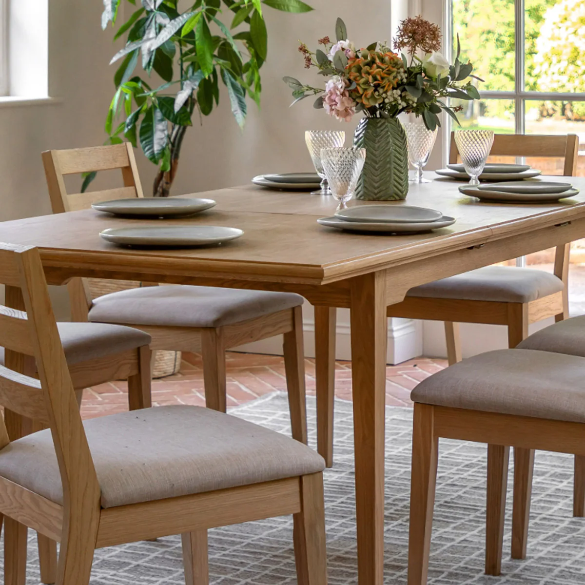 Gallery Direct Malvern Extending Dining Table - Image 7
