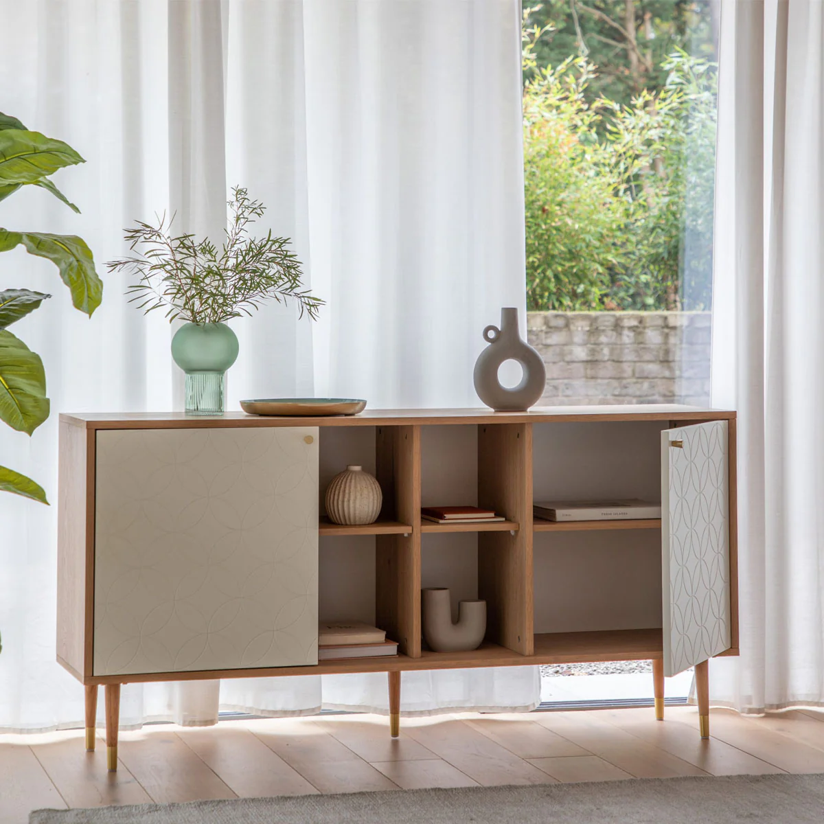 Gallery Direct Newbury Sideboard Oak White 1600x400x790mm - Image 6
