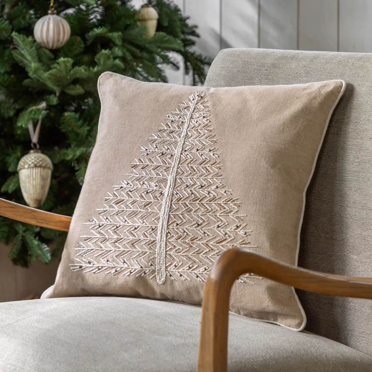 Gallery Direct Pearly White Single Tree Cushion - Image 6