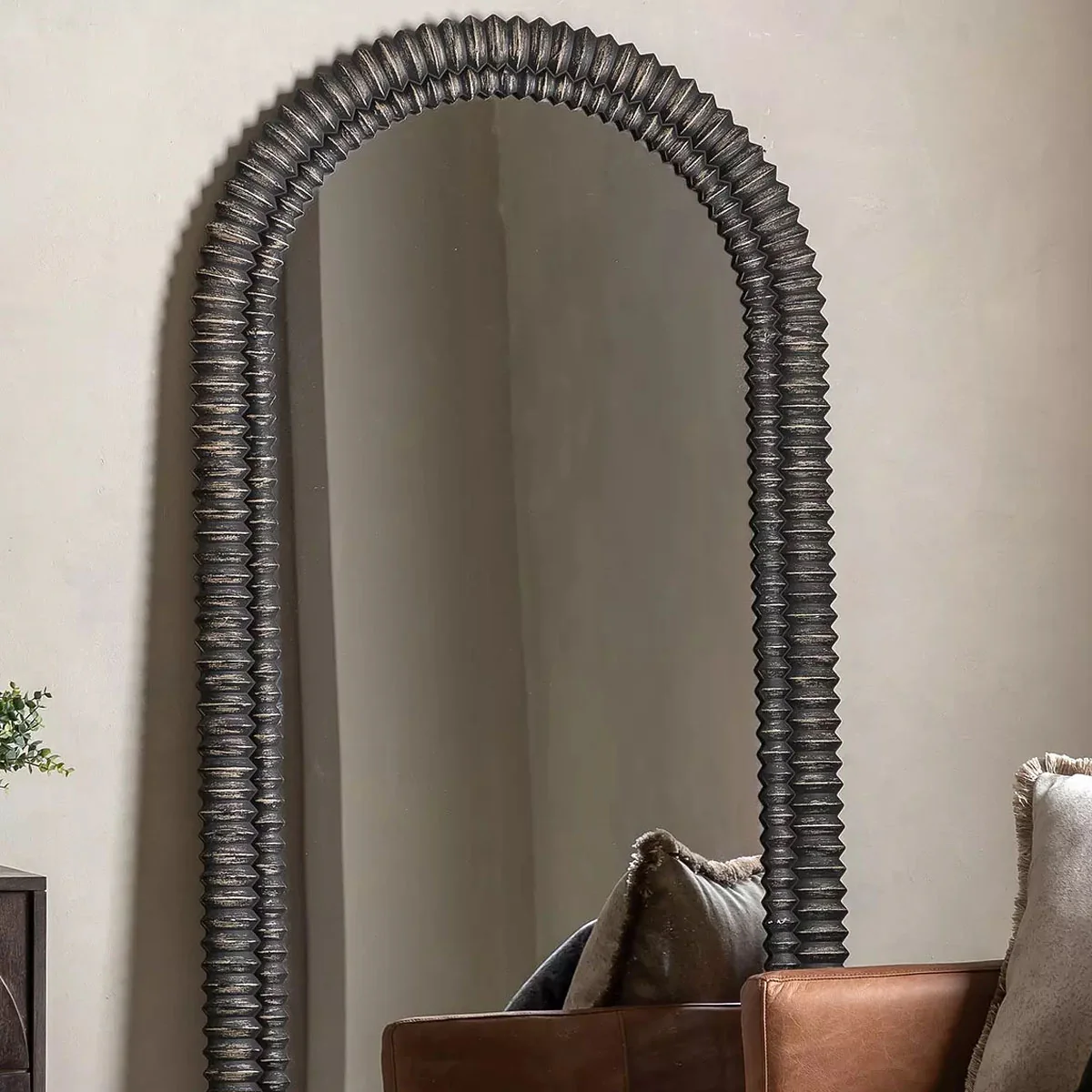 Gallery Direct Pimlico Arch Leaner Black Wash 770x1700mm - Image 7