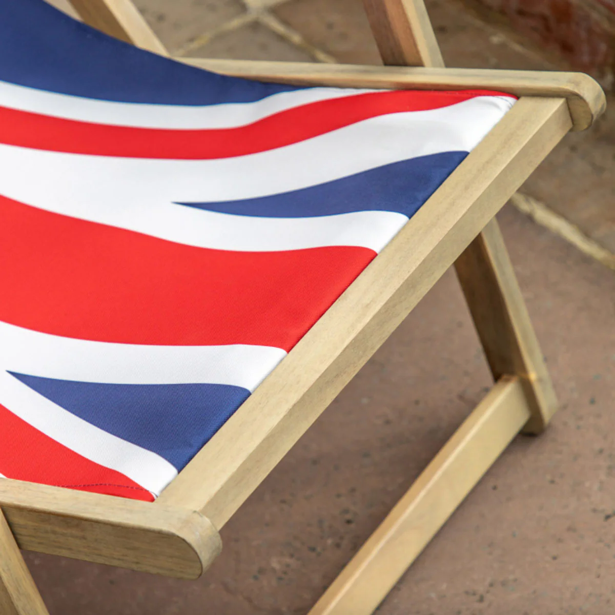 Gallery Direct Union Jack Deck Chair - Image 3