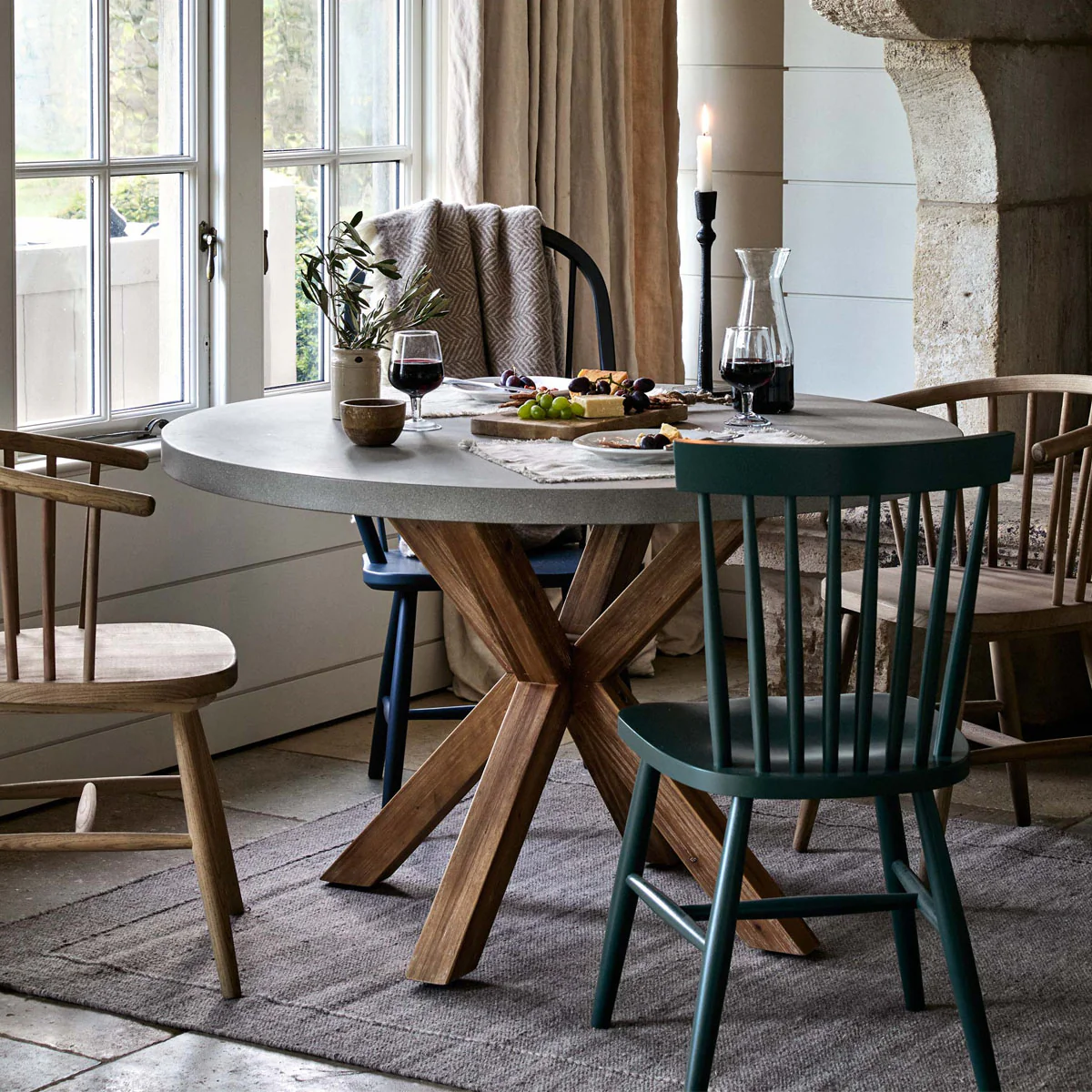 Garden Trading Burford Round Dining Table 120 cm Grey - Image 8