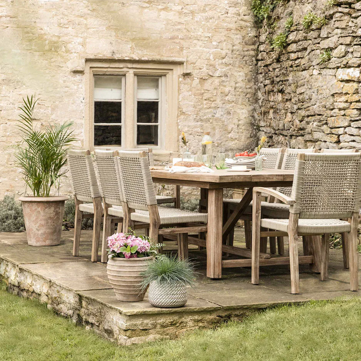 Garden Trading Chilford Solid Wood Table & Dining Chair Set Large - Image 3