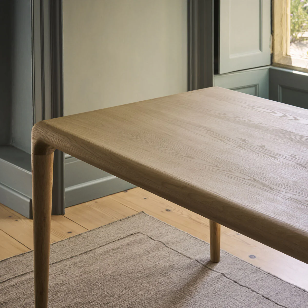 Garden Trading Ellwood Dining Table - Image 8