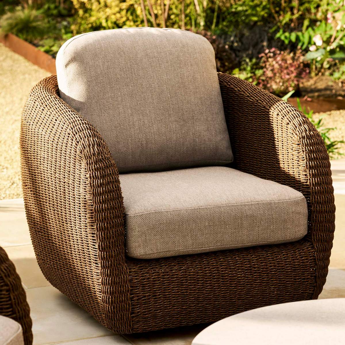 Garden Trading Hambridge 2 Seater Sofa Set Dark Natural - Image 3