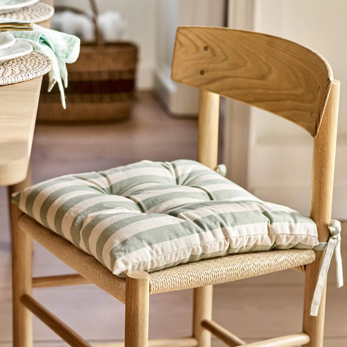 Garden Trading Harlton Wide Stripe Seat Pad Rosemary - Image 4