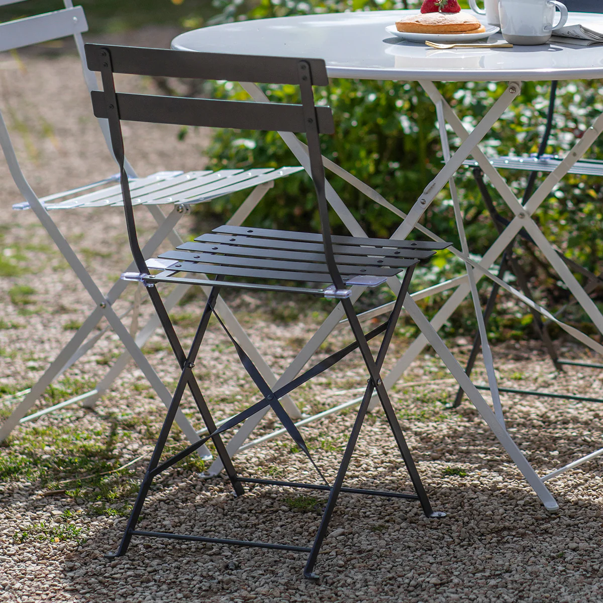 Garden Trading Rive Driote Bistro Chairs - Set of 2 - Image 6