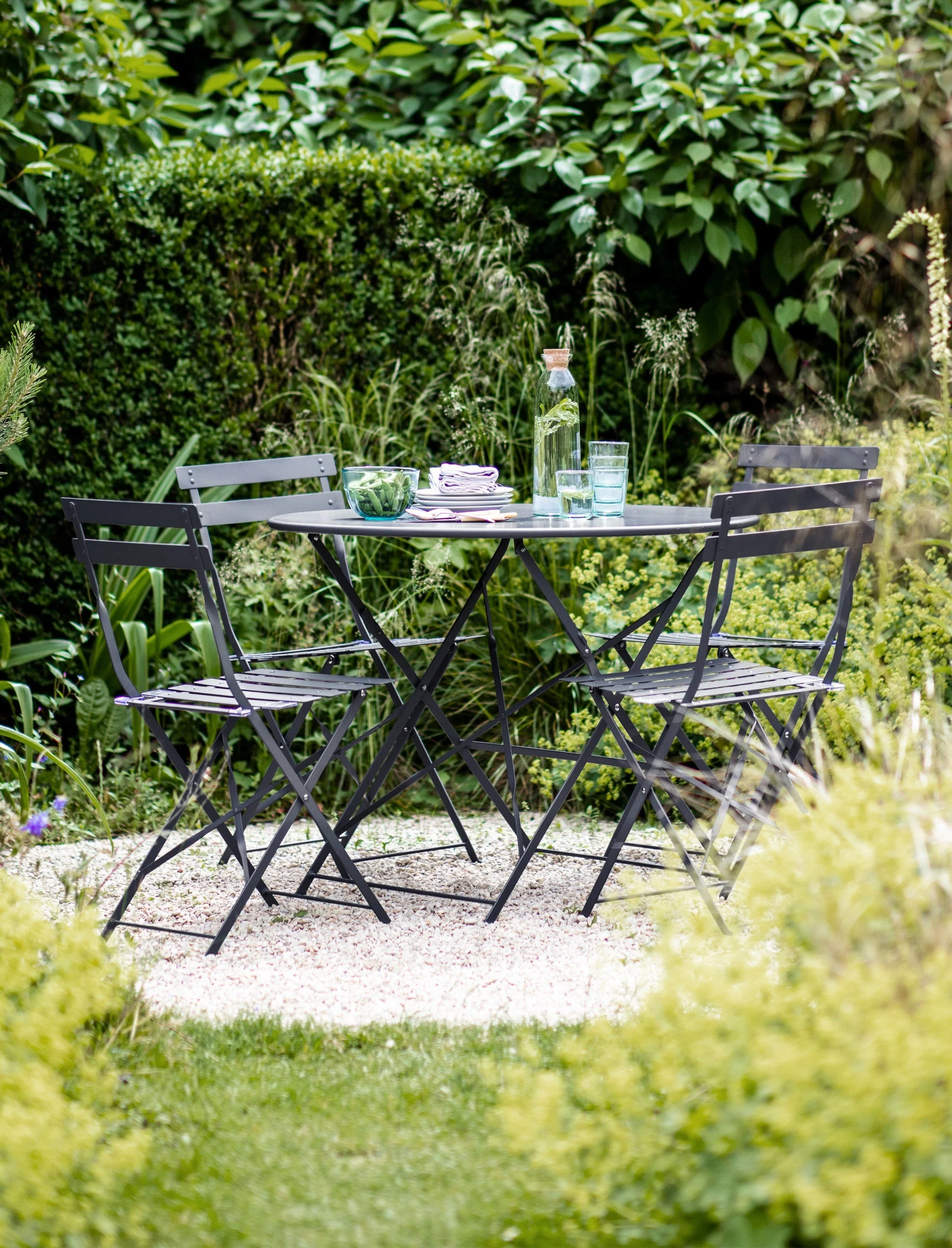 Garden Trading Rive Droite Bistro Set Large - Image 4