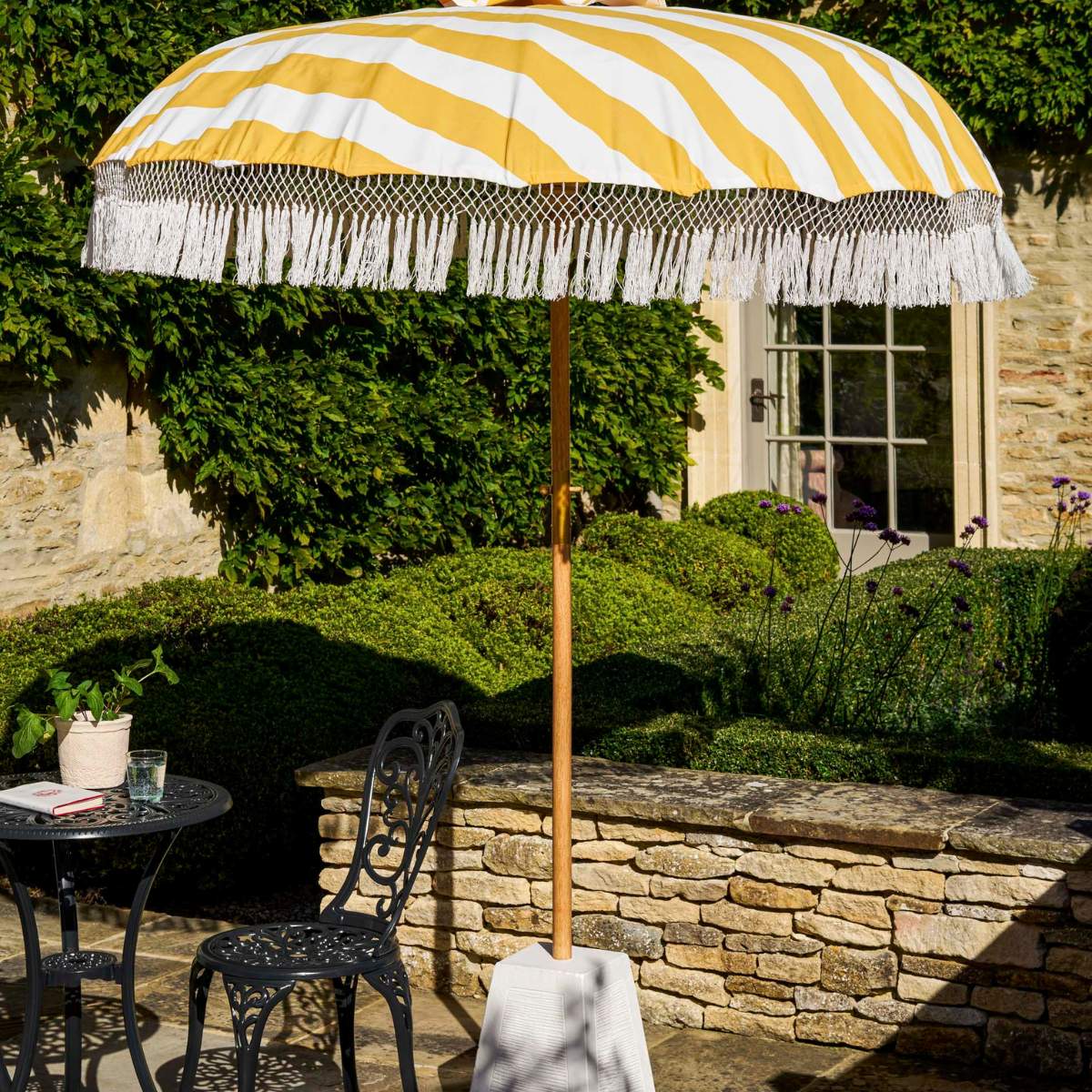 Garden Trading Summerleaze Teak Stripe Parasol Yellow - Image 9