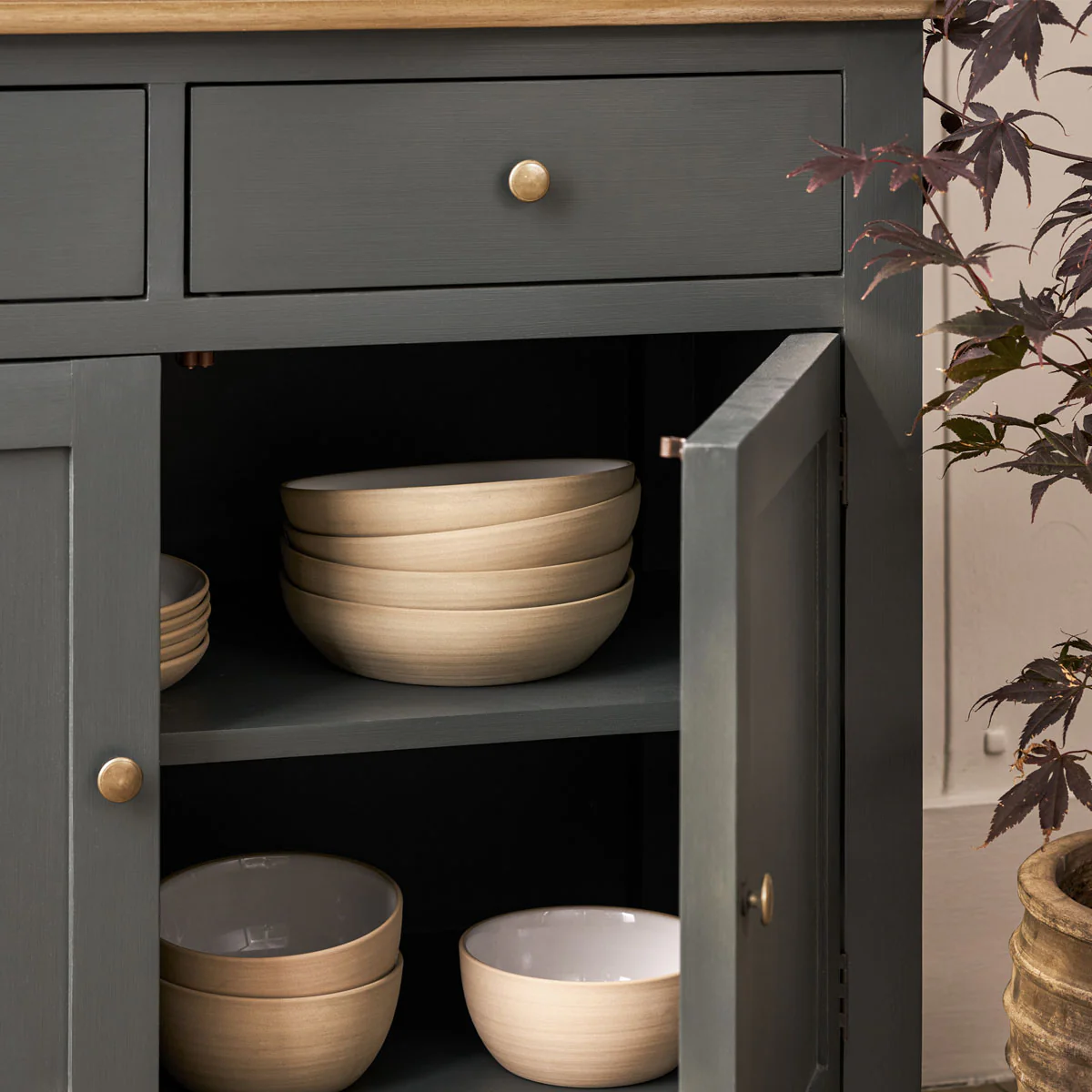 Garden Trading Walcote Glass Display Cabinet - Image 15