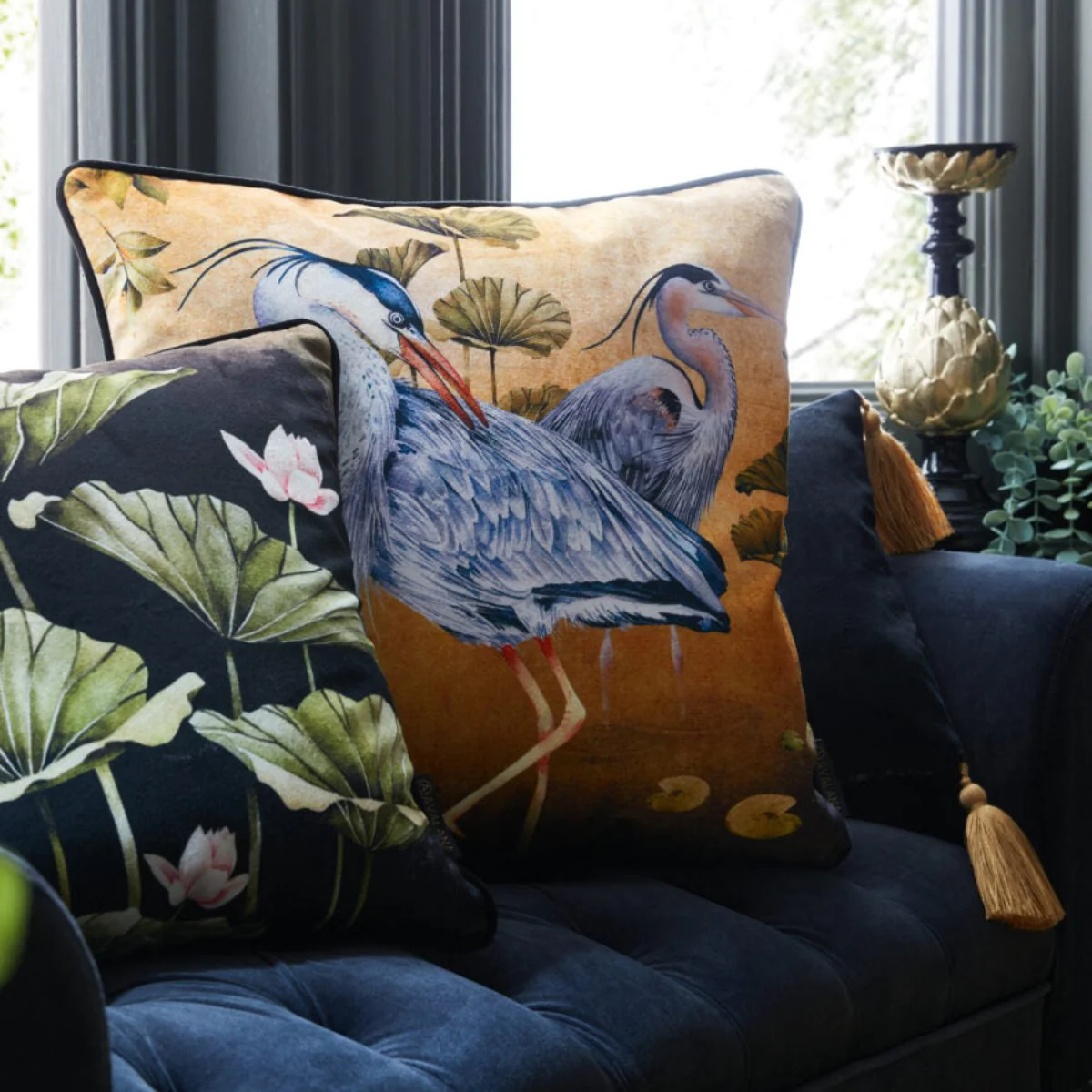 Avalana Golden Orient Piped Velvet Cushion - Image 3