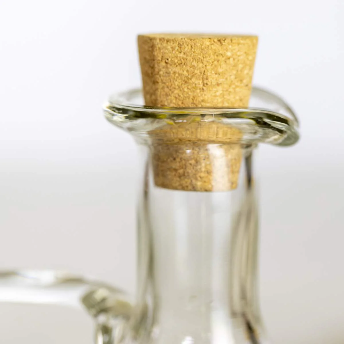 Grand Illusions Glass Cruet With Cork - Image 2