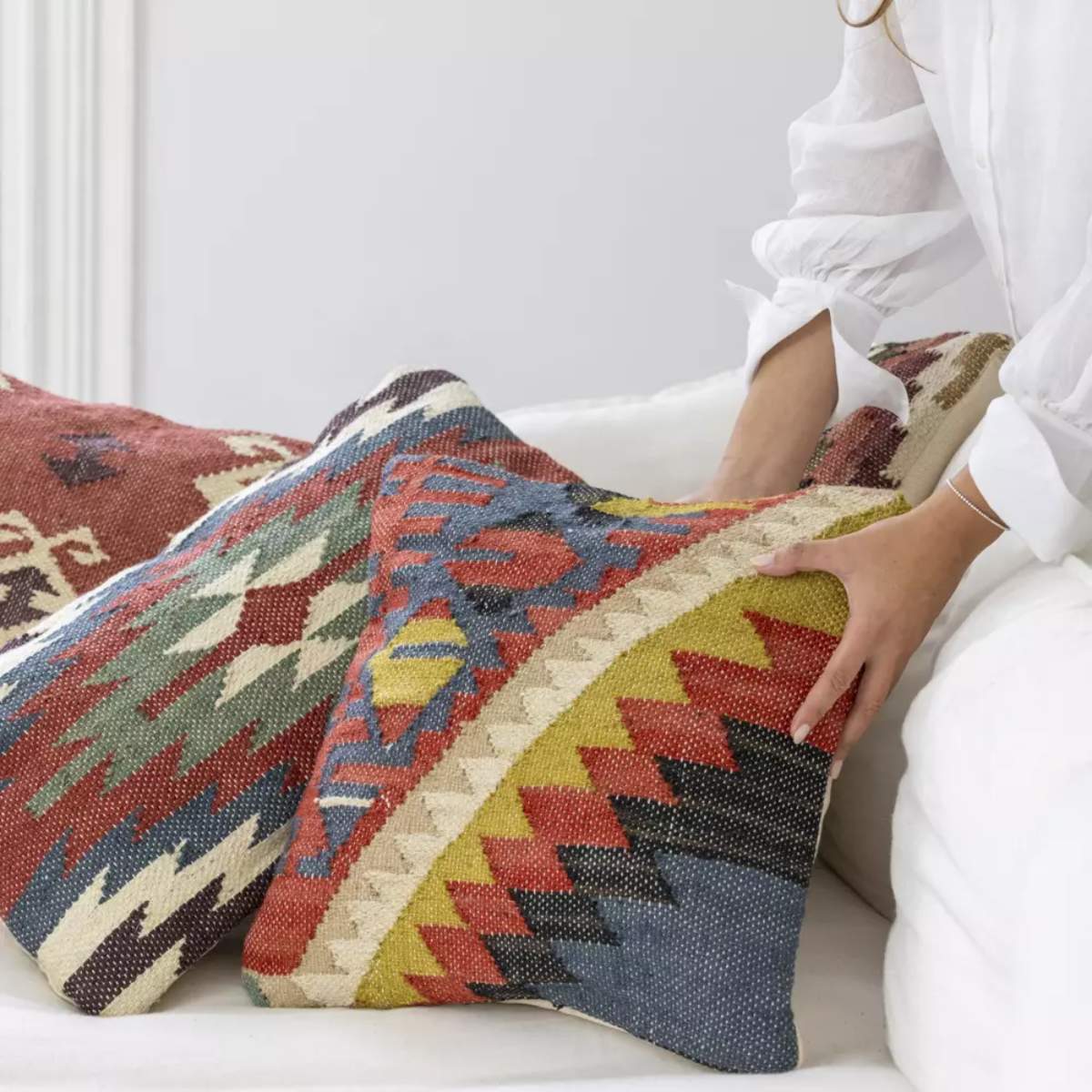 Grand Illusions Jute Cushion Vango - Image 5
