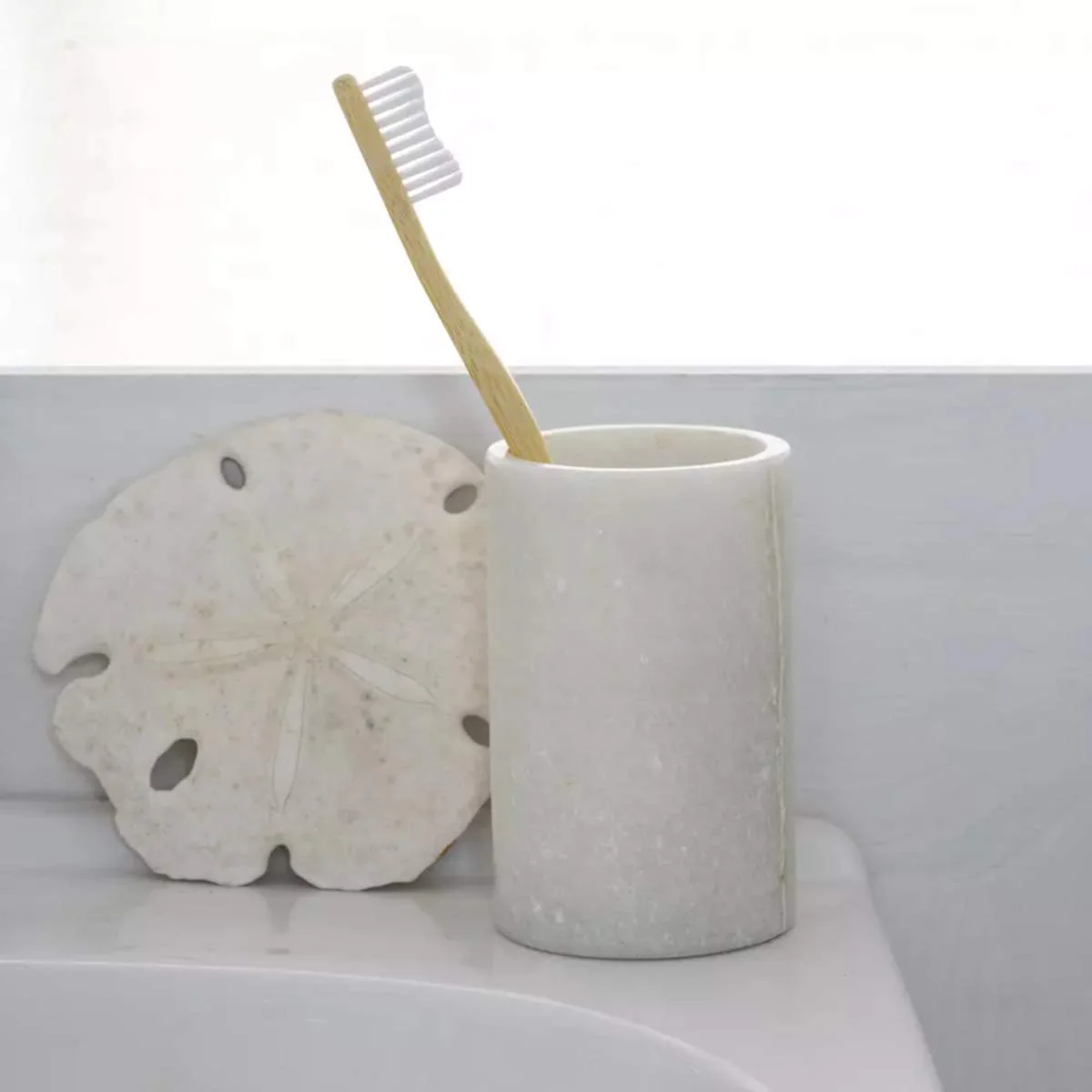 Grand Illusions White Marble Tumbler - Image 2