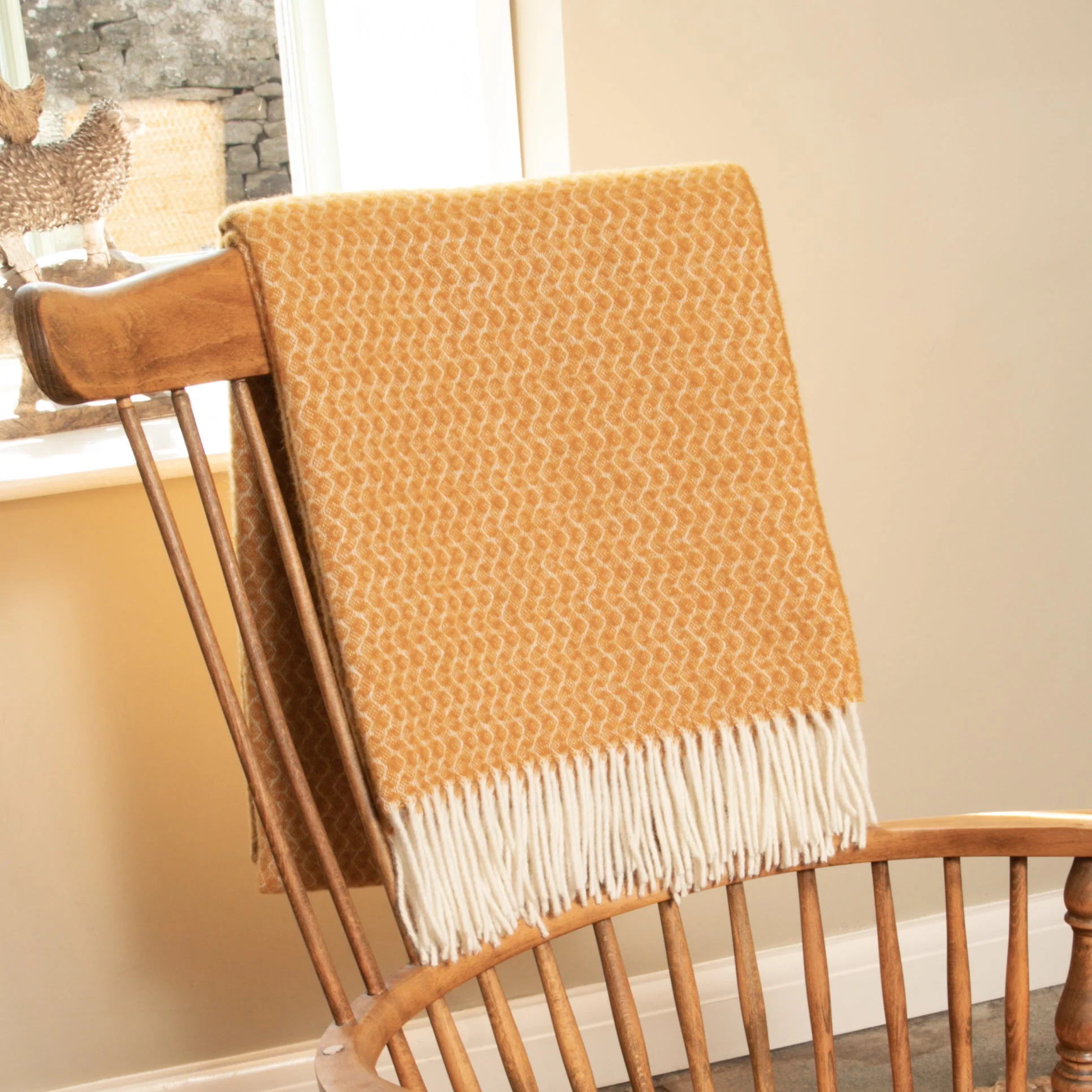 Native Home Hoop Pattern Wool Blanket - Image 15