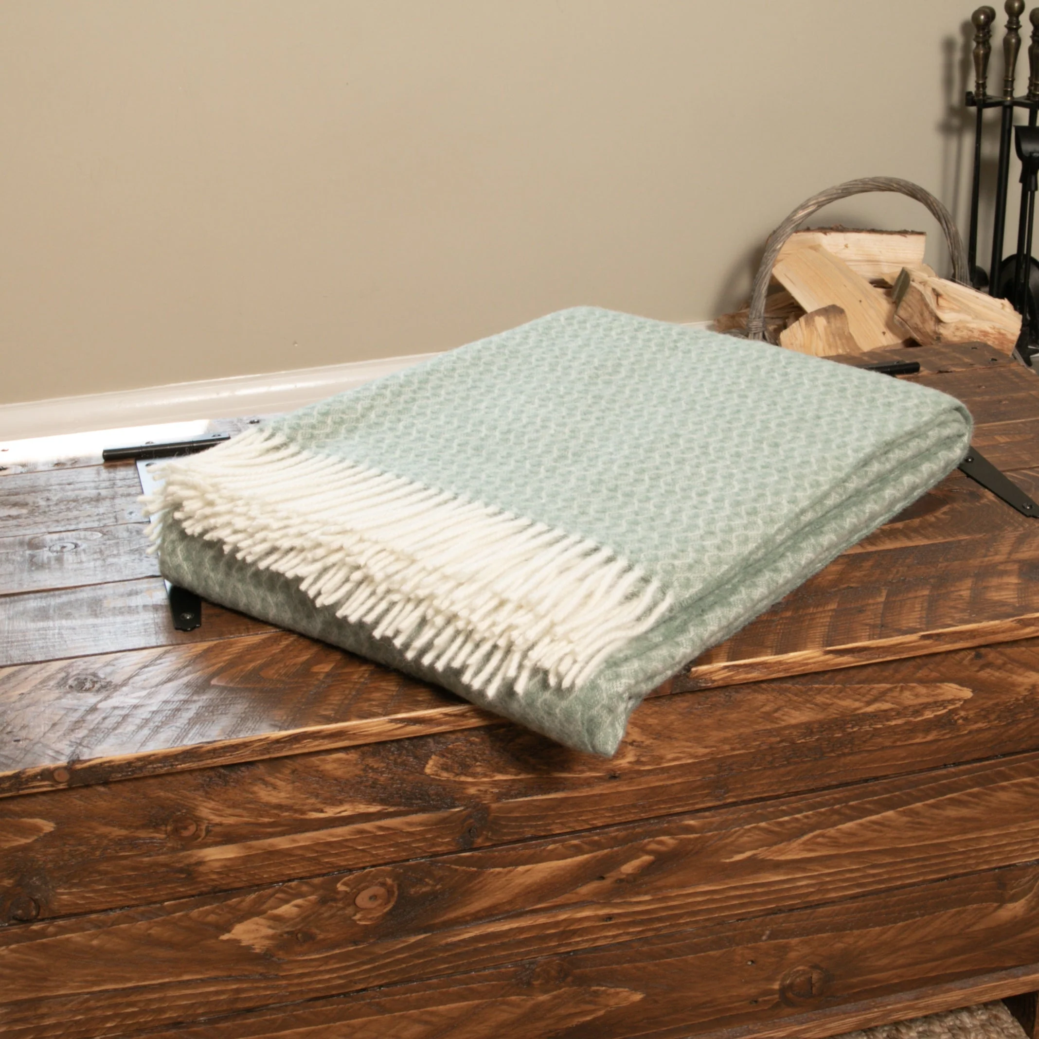 Native Home Hoop Pattern Wool Blanket - Image 9