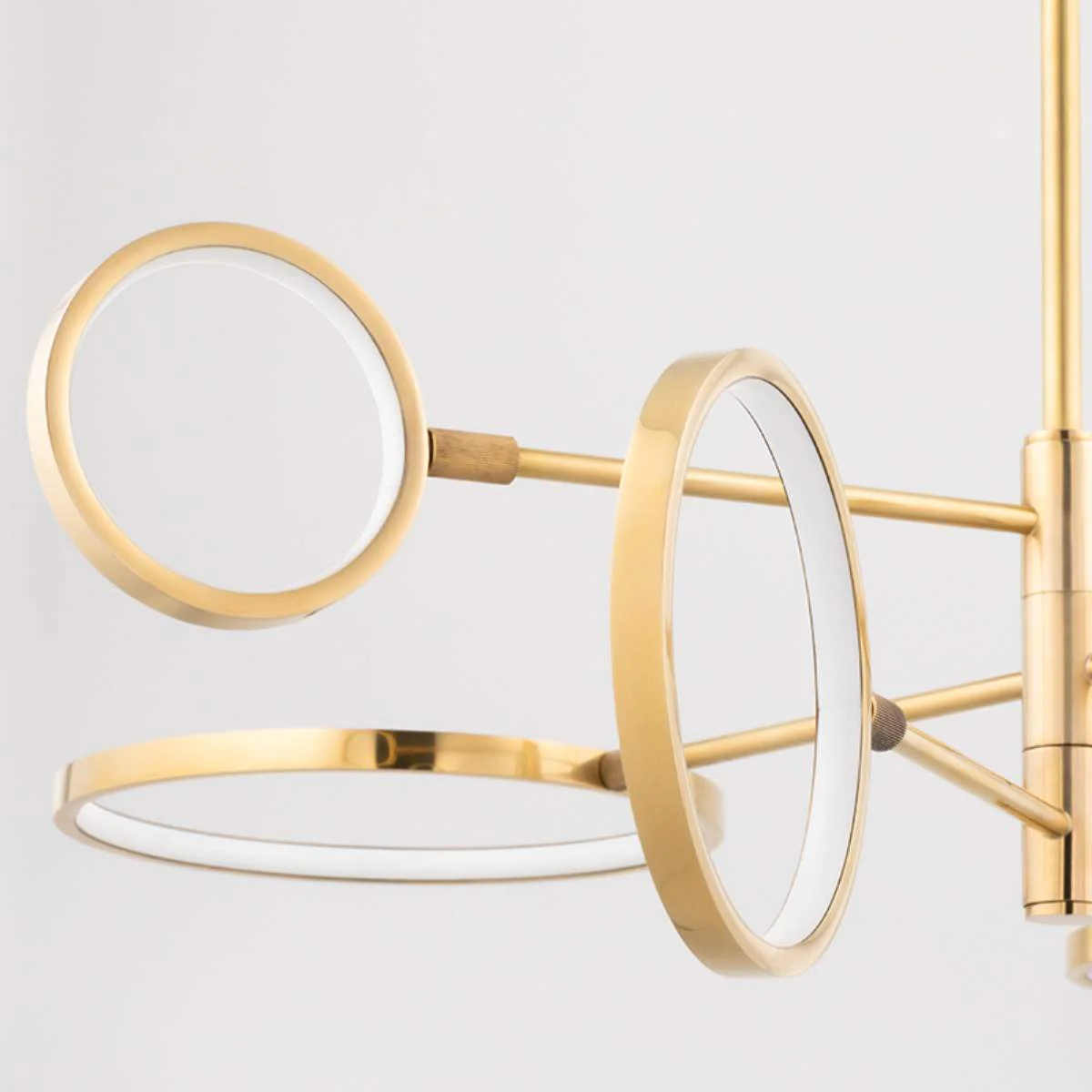 Hudson Valley Lighting Hudson - Saturn - Image 4