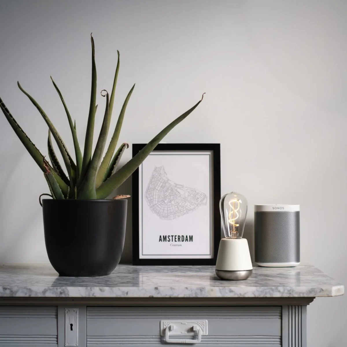 Humble One Rechargeable Table Light White - Image 3