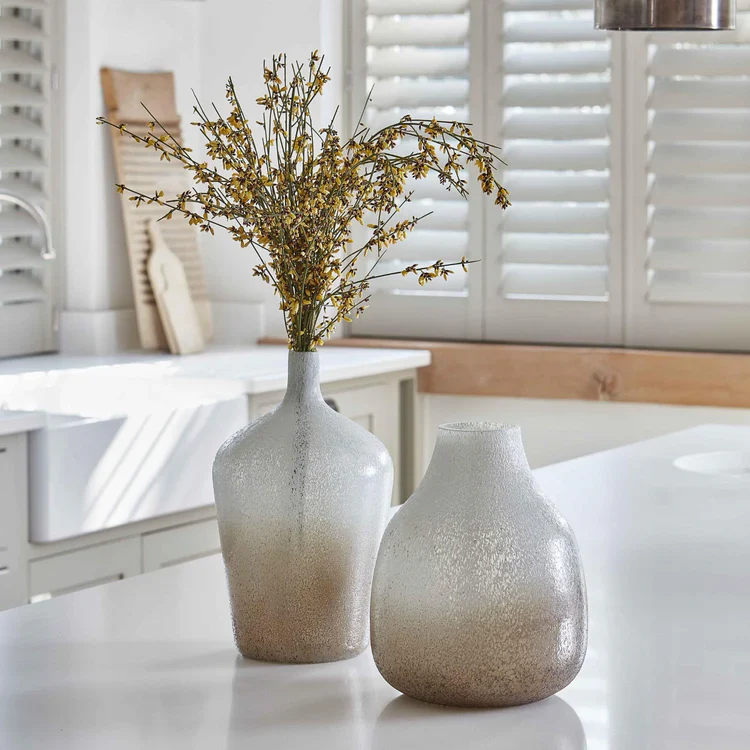 Ivyline Handmade Verre Round Frosted Glass Vase