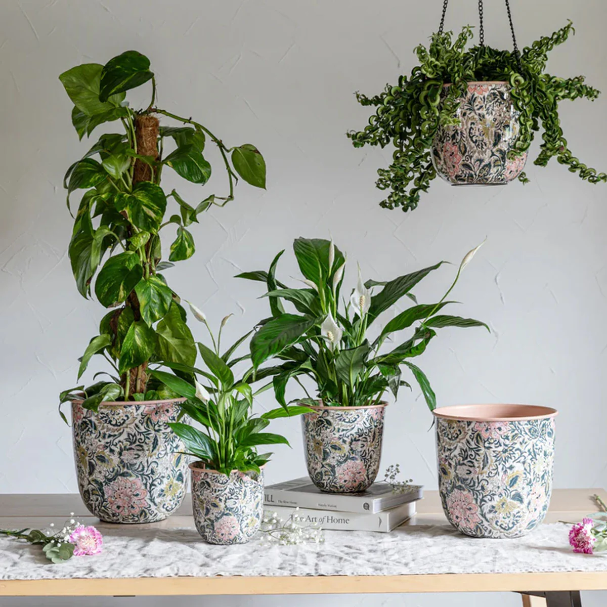 Ivyline Maisie Vintage Pattern Blush Metal Planter Set of 2 - Image 5