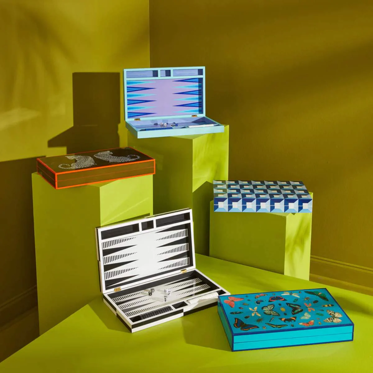 Jonathan Adler Op Art Backgammon Set - Image 10
