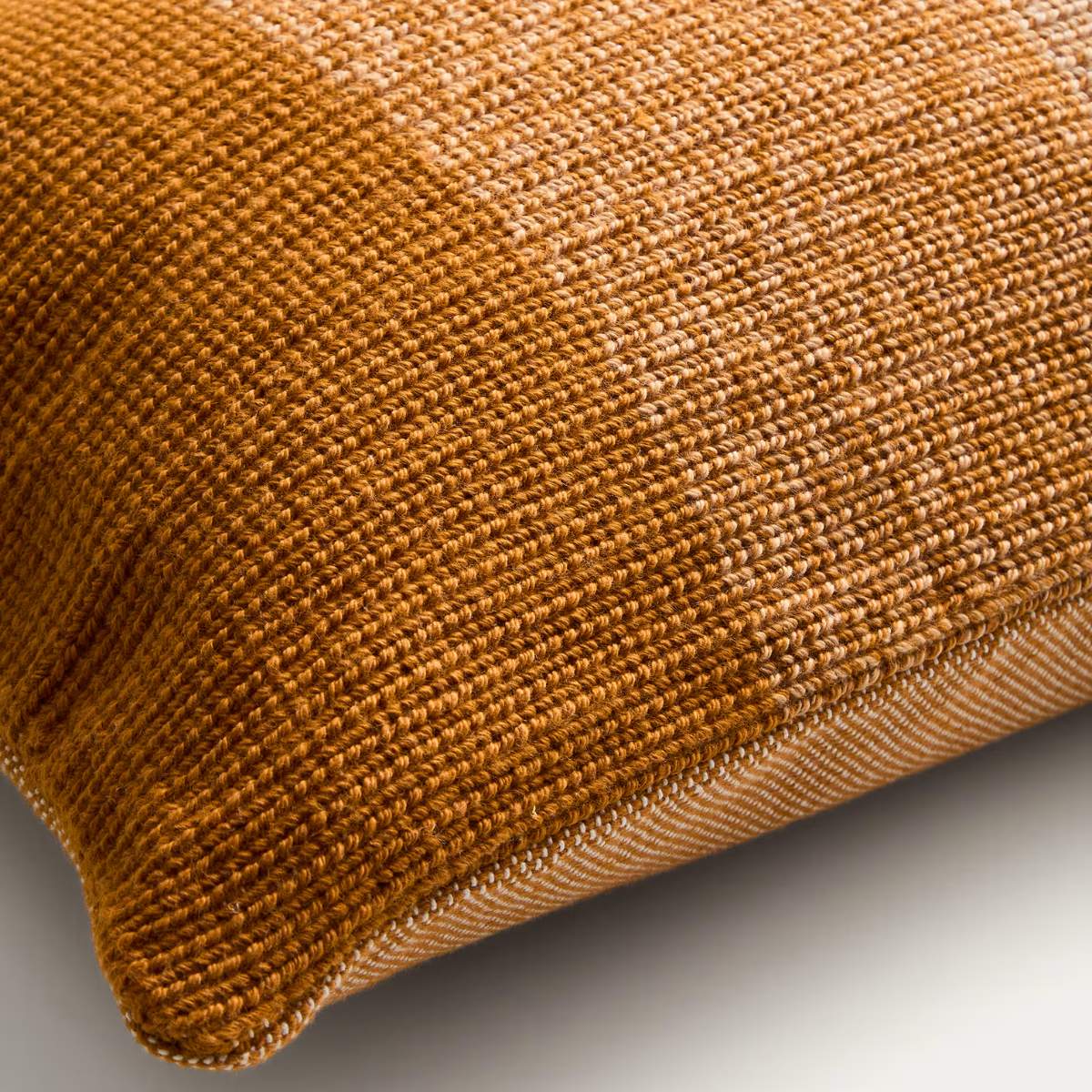Kave Home Adys orange 100% PET cushion cover 40 x 60cm - Image 3