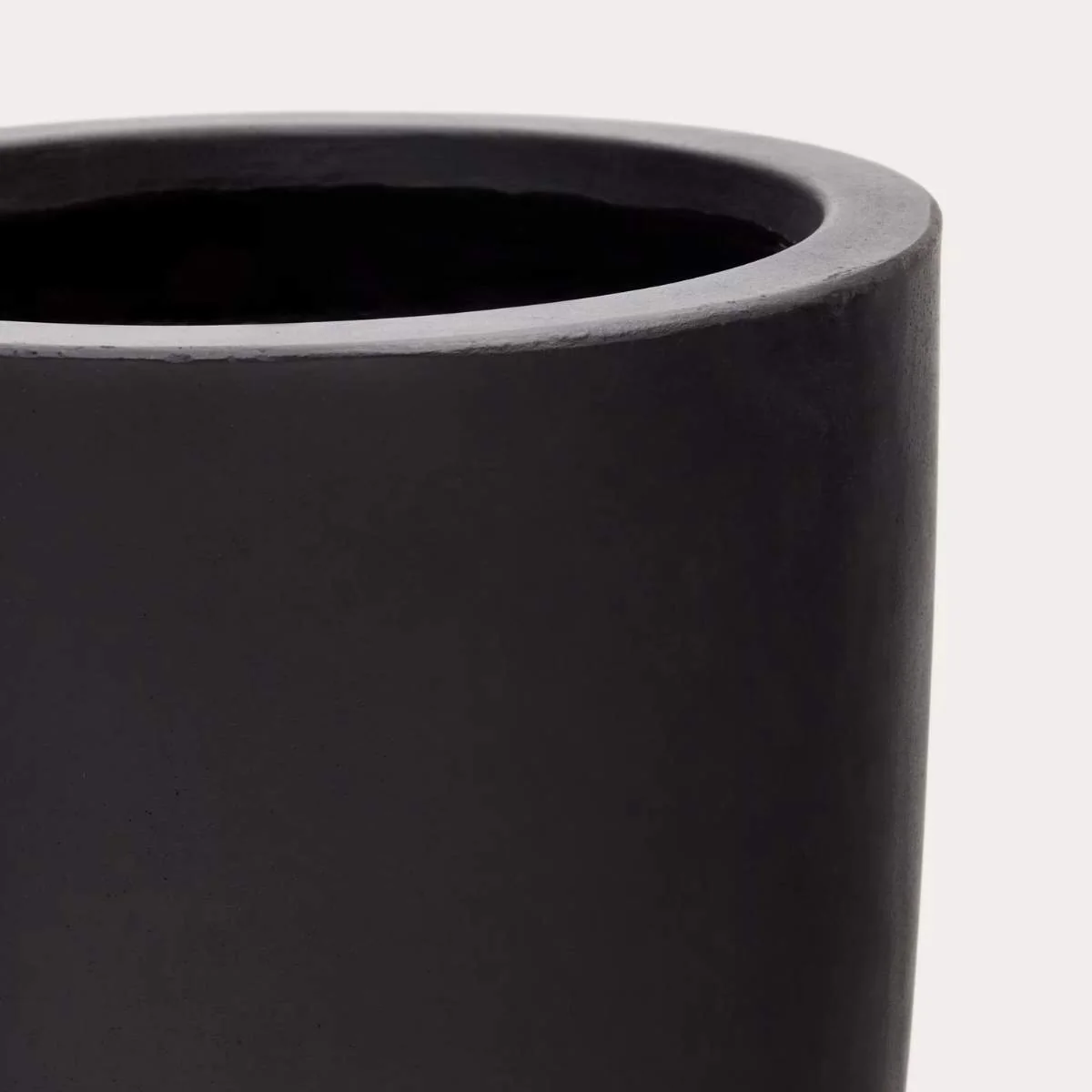 Kave Home Aiguablava plant pot in white cement, Ø 39 cm - Image 6