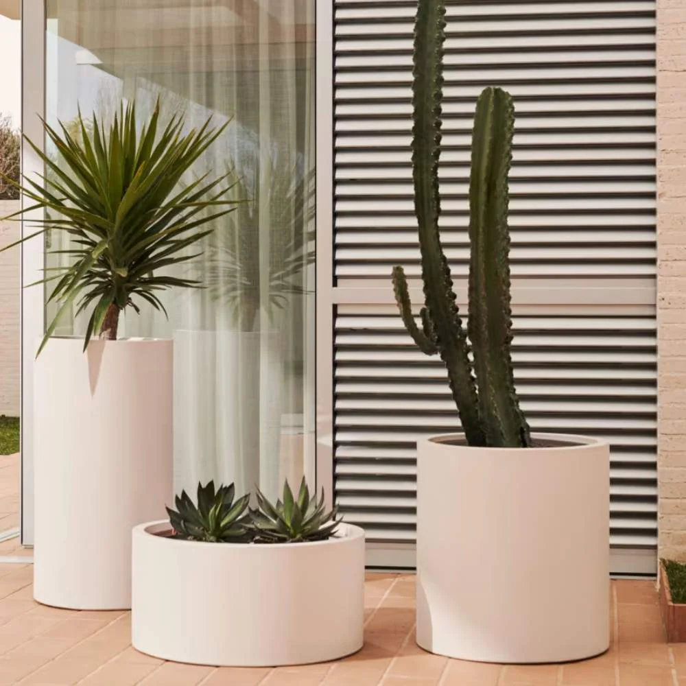 Kave Home Aiguablava Plant Pot in White Cement, Ø 42 cm - Image 4