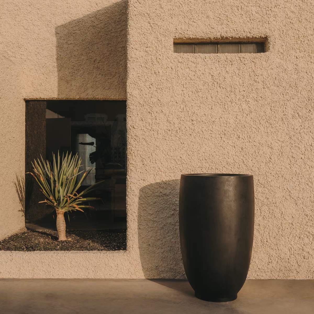 Kave Home Aiguablava White Cement Planter Ø 75 cm - Image 10