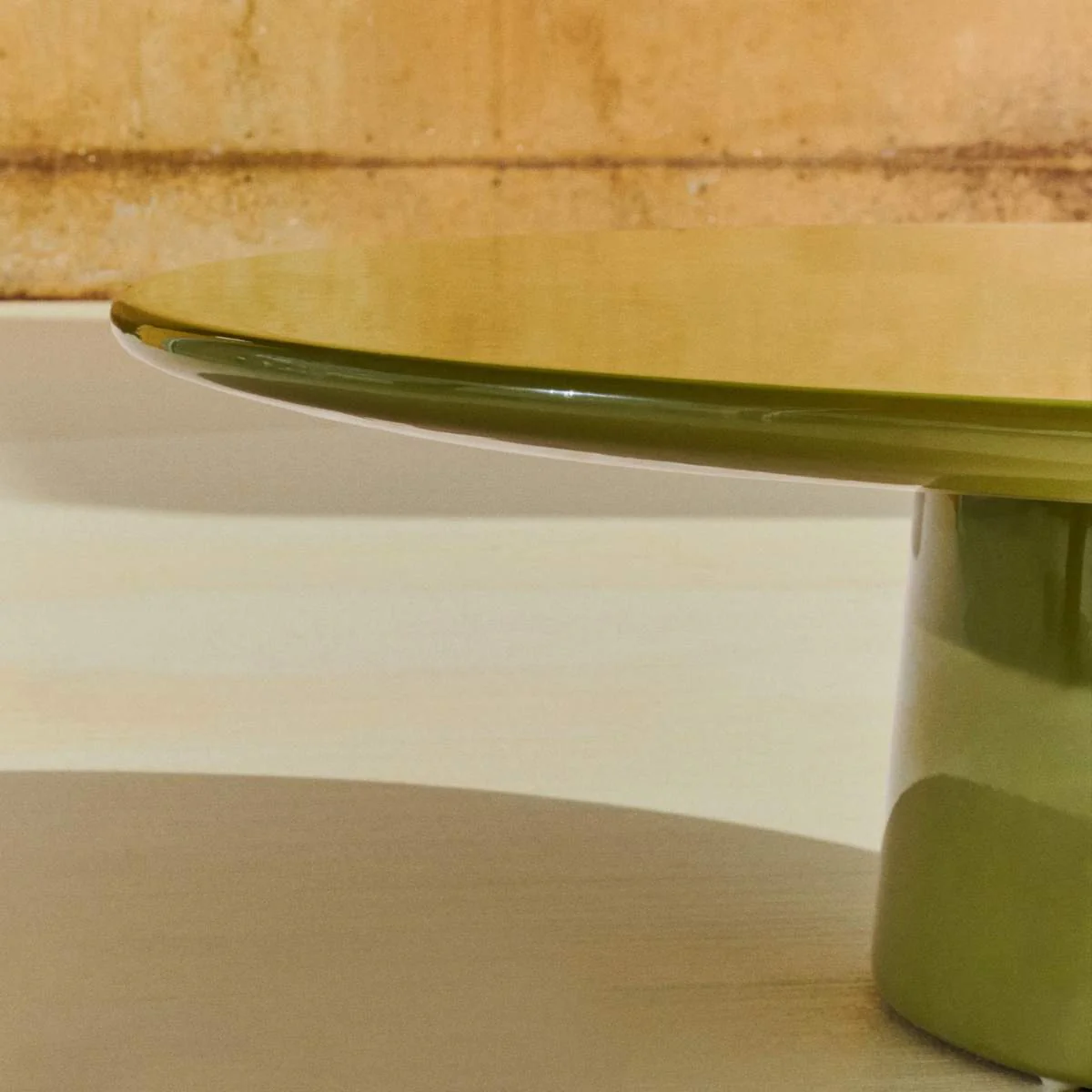 Kave Home Albanella coffee table in cement with glossy green finish Ø110cm - Image 7