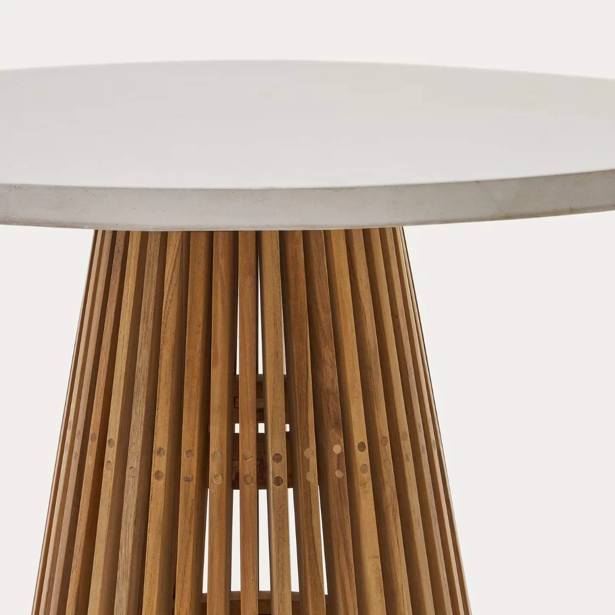Kave Home Alcaufar round outdoor table made of solid teak wood and grey cement Ø 90 cm - Image 4