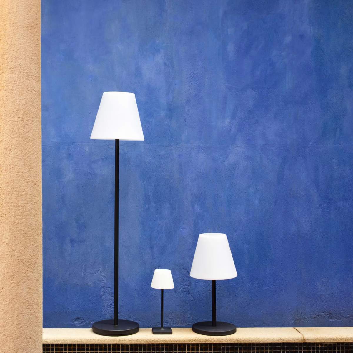 Kave Home Outdoor Aluney table lamp in black finish - Image 7