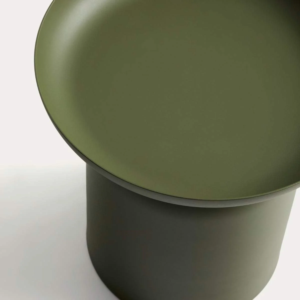 Kave Home Arcola side table in brown aluminium Ø45cm - Image 12