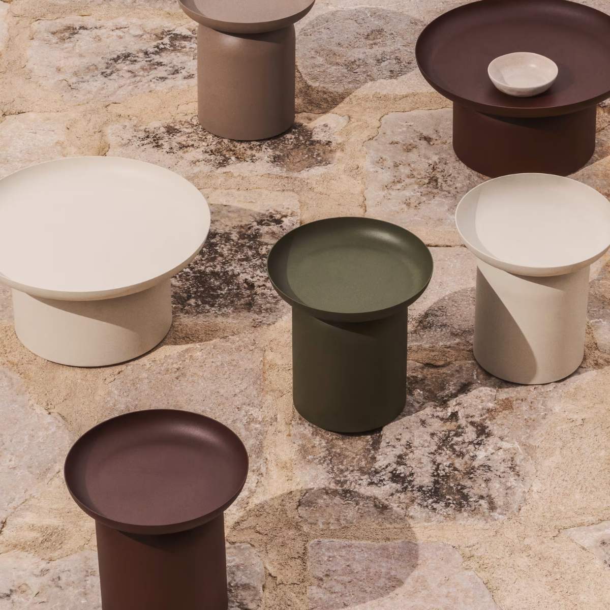 Kave Home Arcola side table in brown aluminium Ø45cm - Image 16