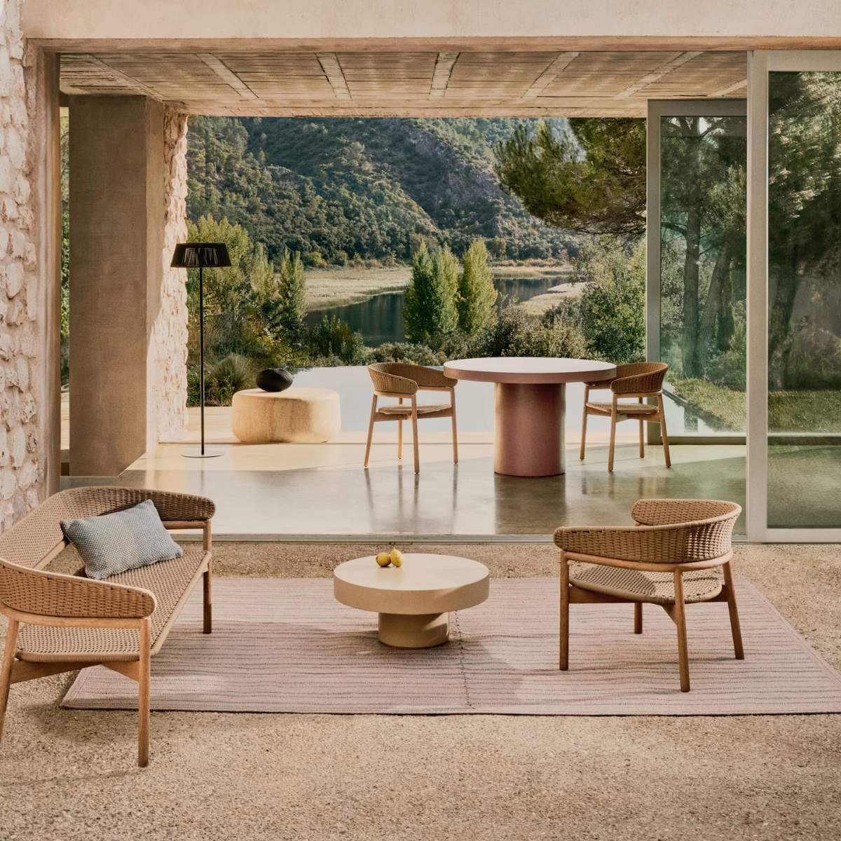 Kave Home Arinella chair in FSC 100% solid acacia wood with natural finish and beige rope cord - Image 9