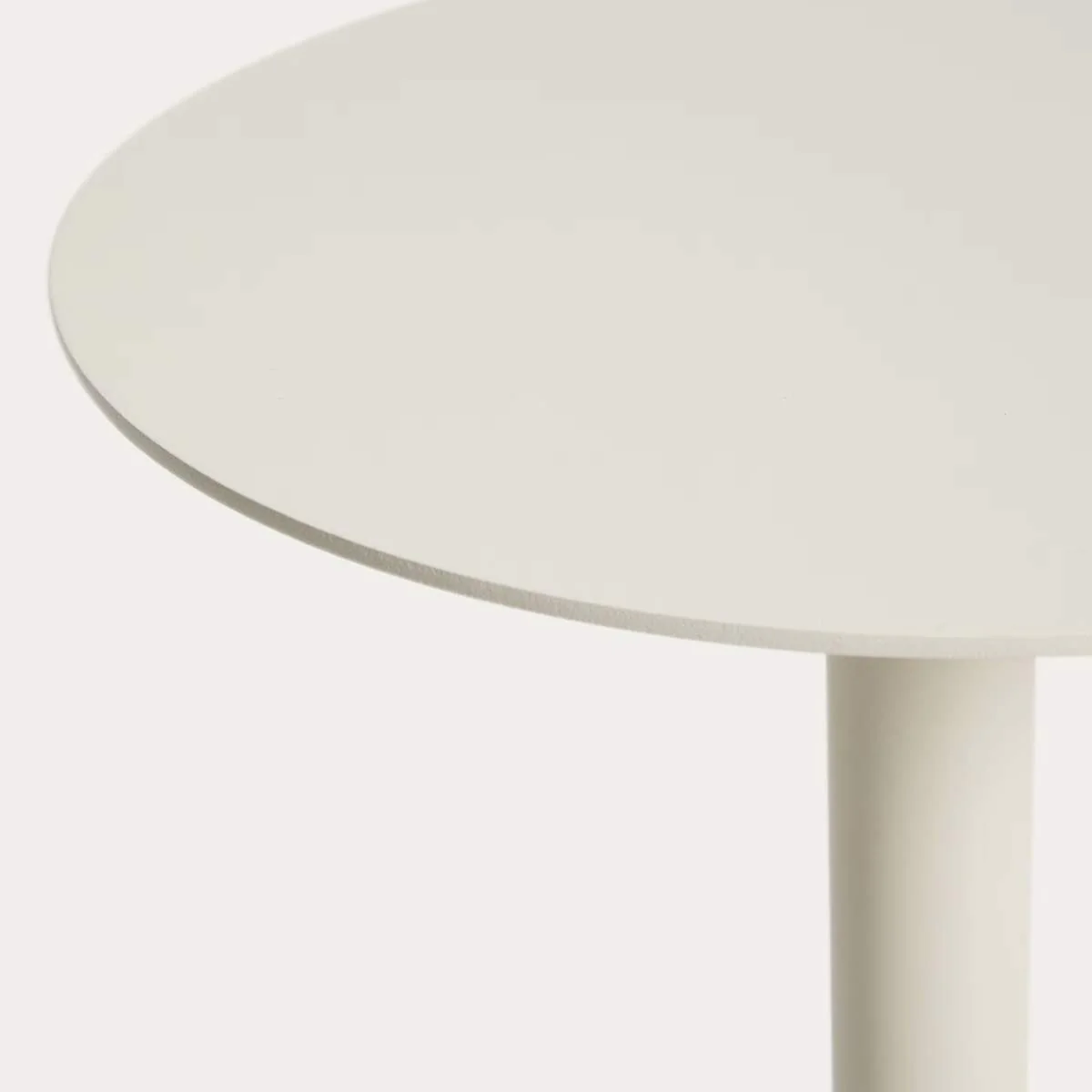 Kave Home Asinara beige aluminium side table Ø40cm - Image 5