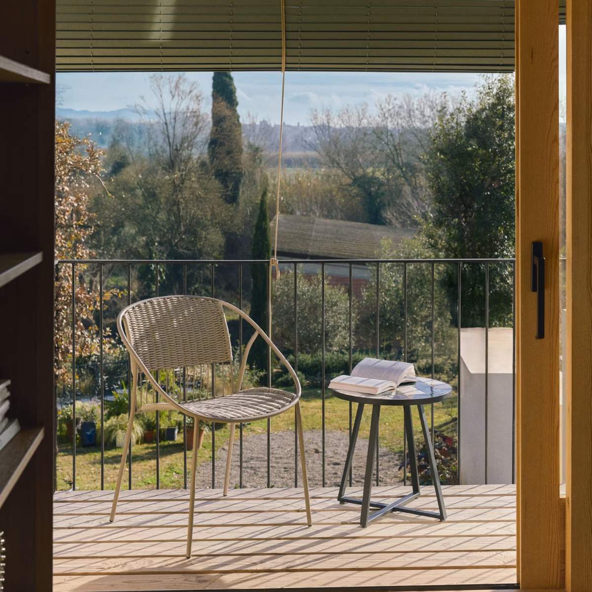 Kave Home Atrani stackable outdoor chair in galvanised steel and green rope - Image 19