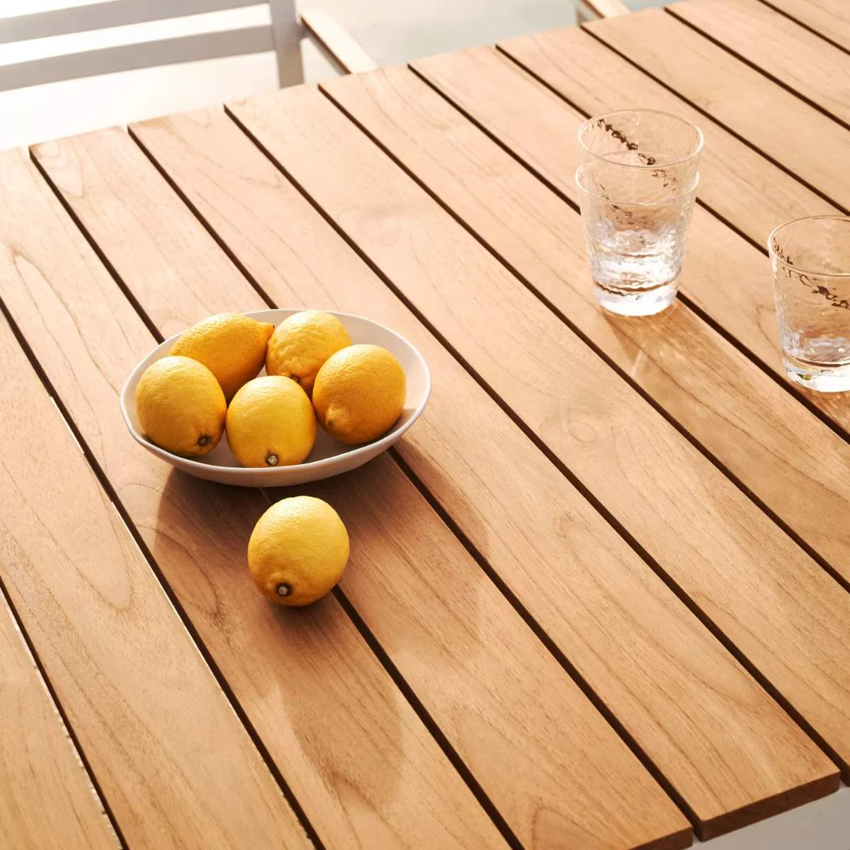 Kave Home Bona aluminium and solid teak table, 100% outdoor suitable with white finish, 160 x 90 cm - Image 9