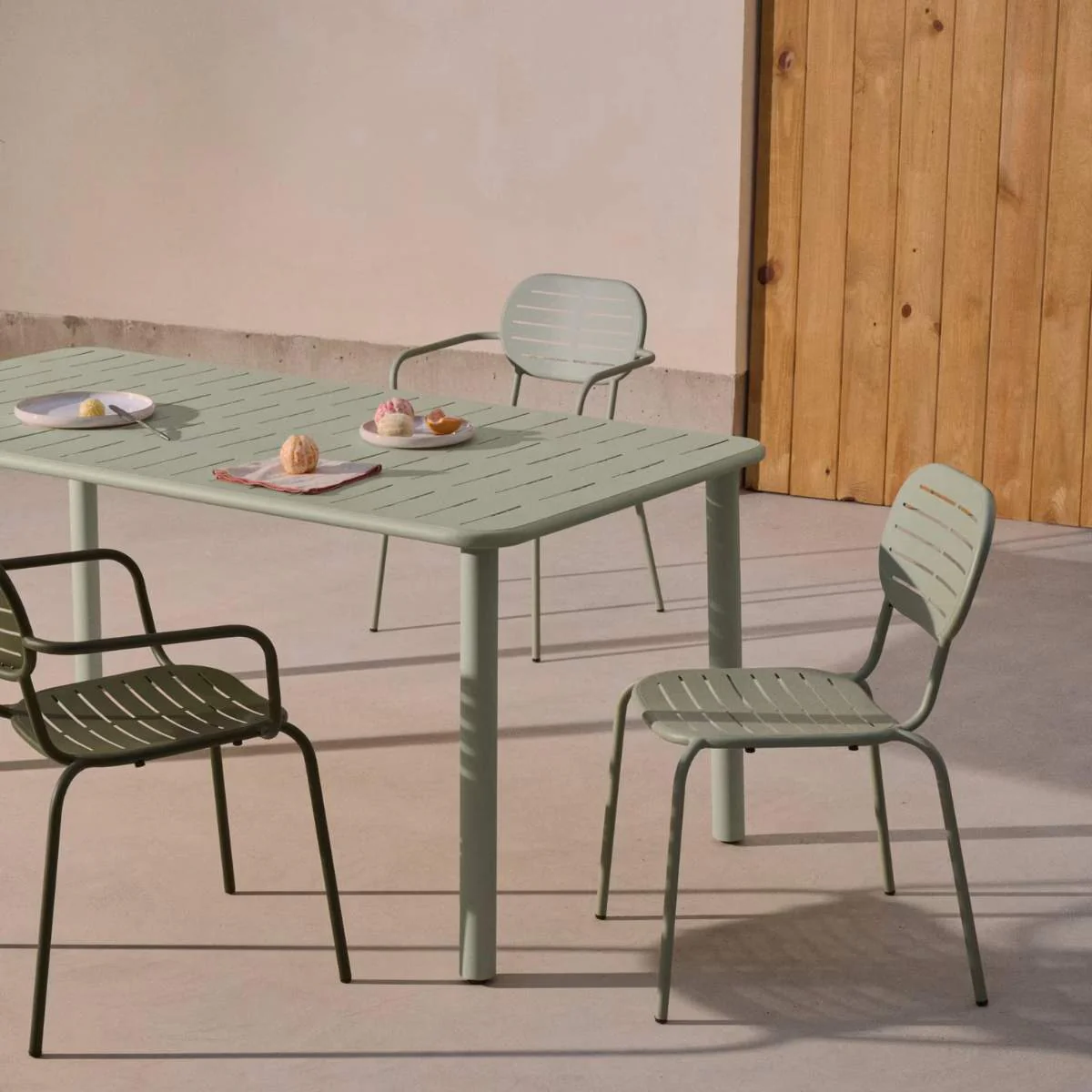 Kave Home Brai outdoor table in taupe galvanised steel 180 x 90cm - Image 26